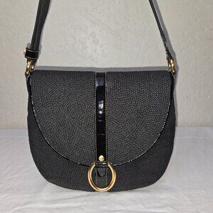 Eric Javits Medium Black Squishee Straw And Patent Leather Flap Crossbody Bag